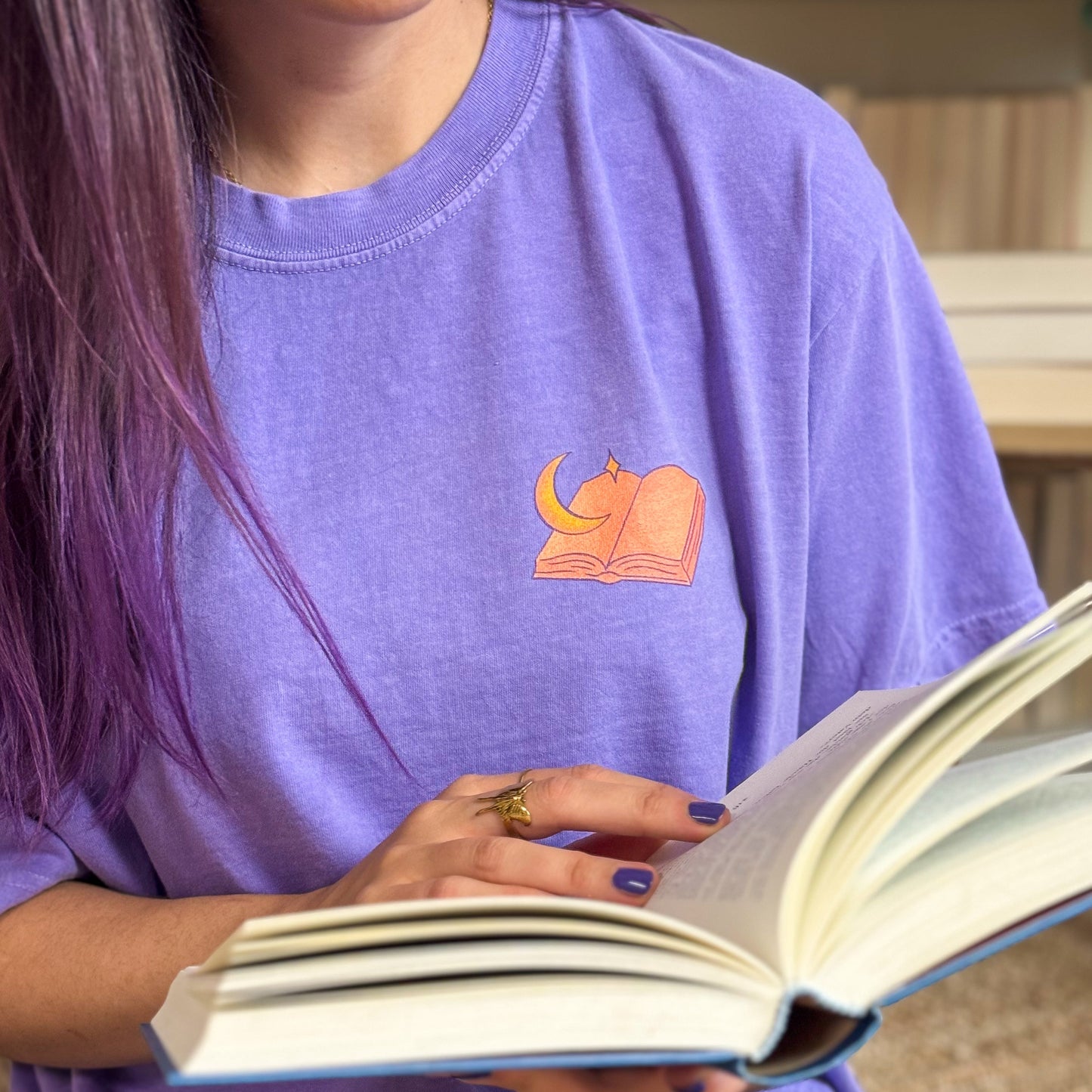 Premium T-Shirt | Late Night Book Club | farbig |Druck | Bookish T-Shirt