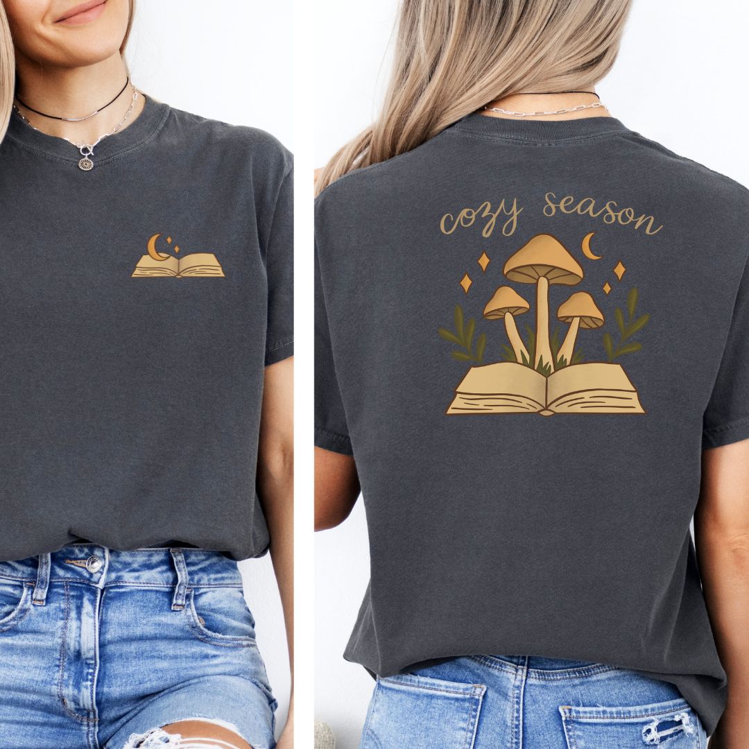 Premium T-Shirt | Cozy Season Mushrooms | Druck | Bookish Autumn