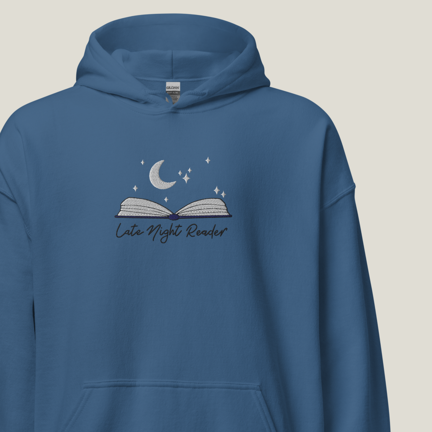 Hoodie | Late Night Readers | bestickt | Bookish Hoodie