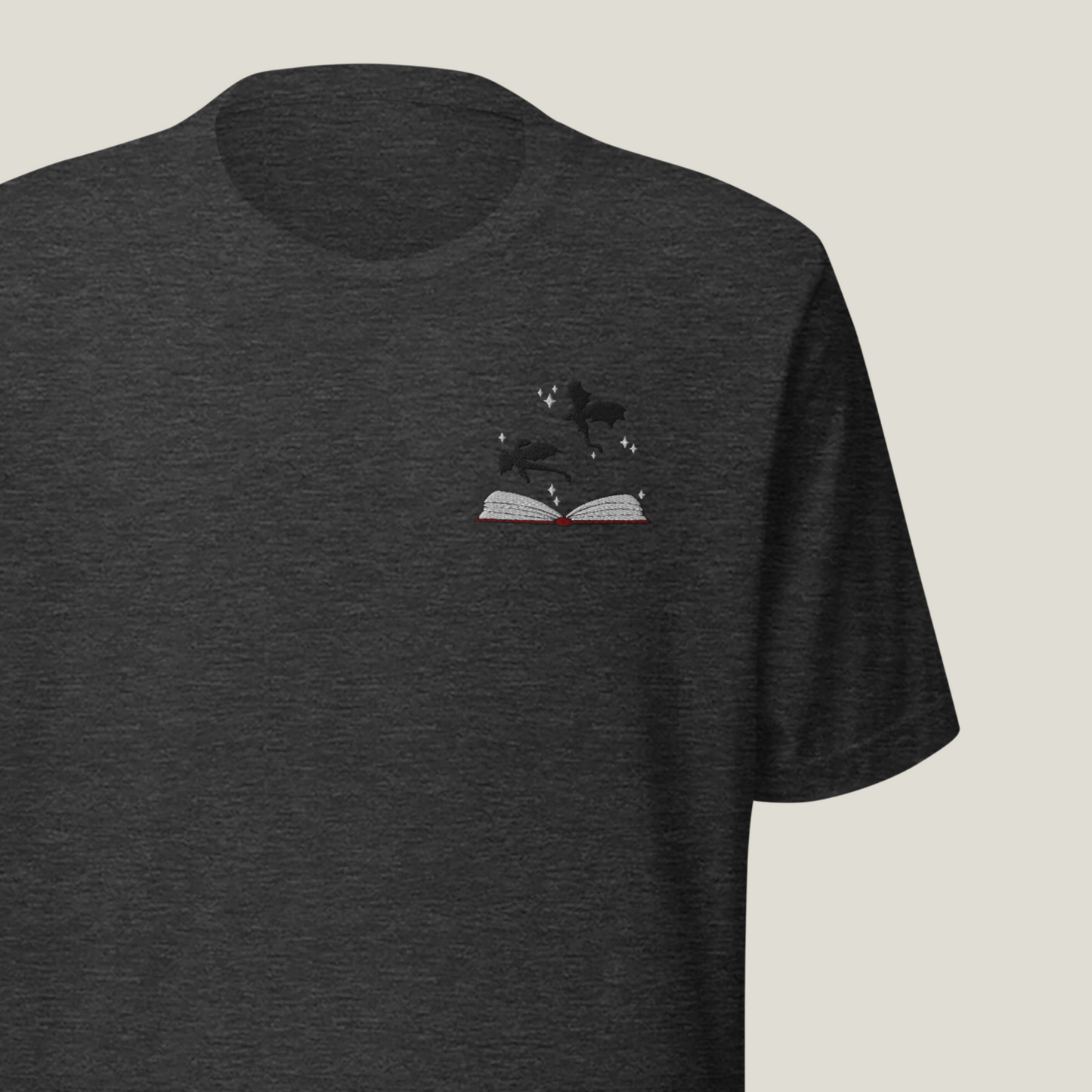 T-Shirt | Bookish Dragons | bestickt | Bookish T-Shirt
