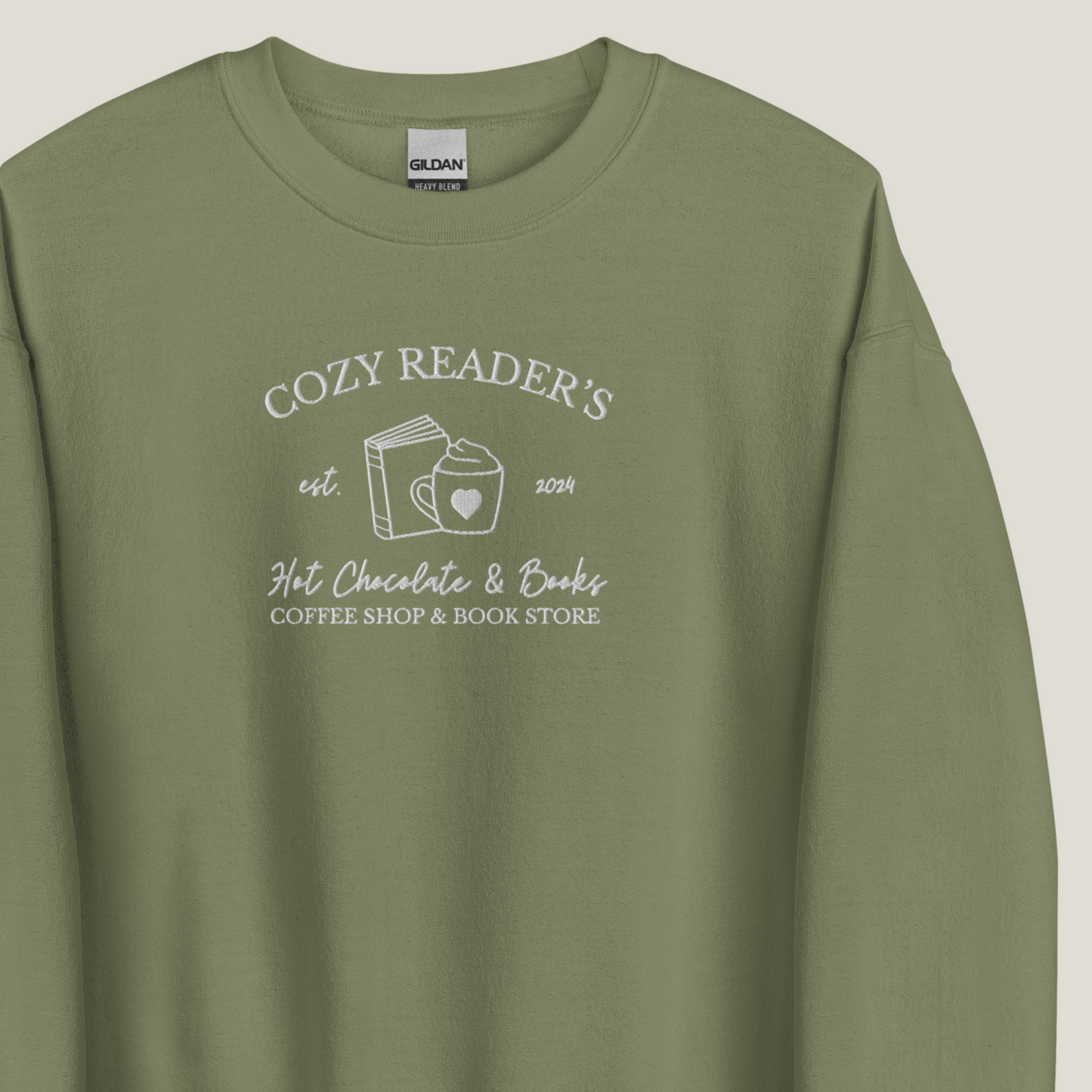 Sweatshirt | Cozy Readers | bestickt | Bookish Sweatshirt