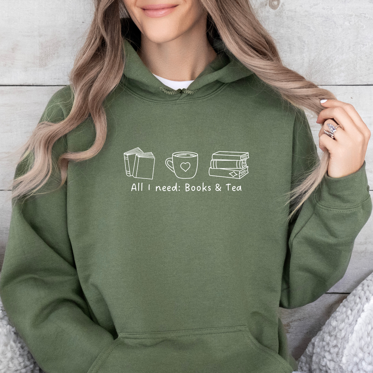 Hoodie | All I need: Books & Tea | Druck | Bookish Hoodie