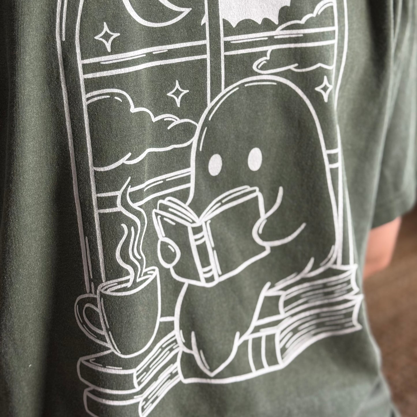 Premium T-Shirt | Spooky Book Club | Druck | Bookish Halloween