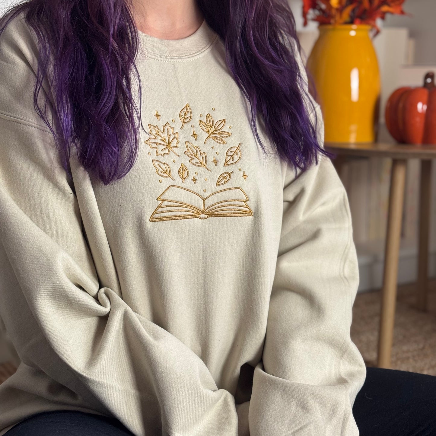Sweatshirt | Bookish Leaves | bestickt | Bookish Autumn