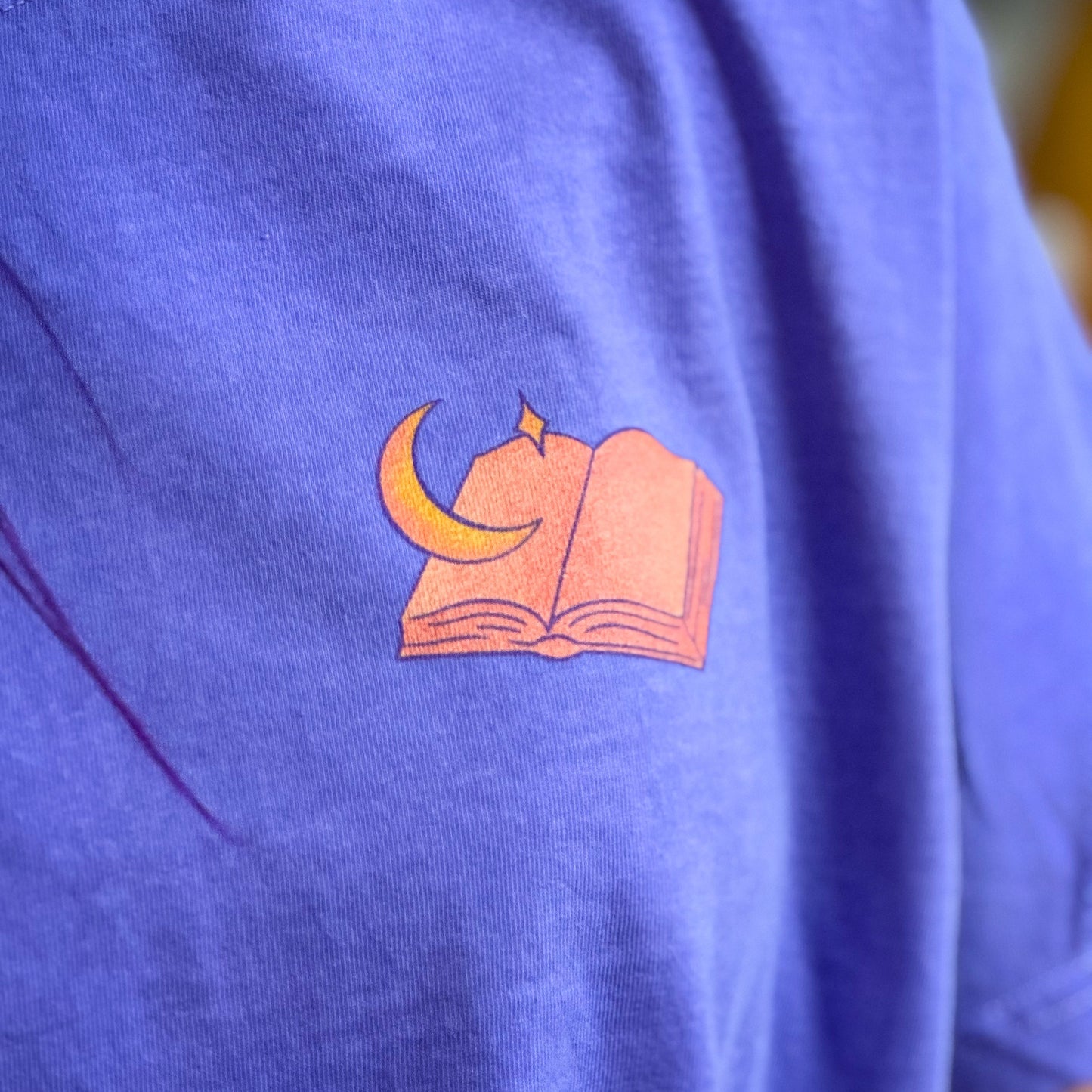 Premium T-Shirt | Late Night Book Club | farbig |Druck | Bookish T-Shirt