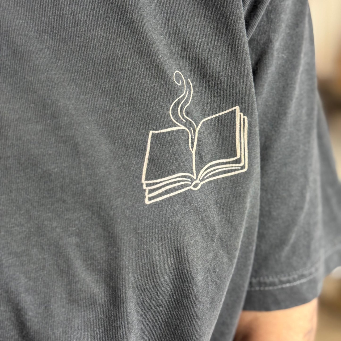 Premium T-Shirt | Book Witch (Back Print) | Druck | Bookish Halloween