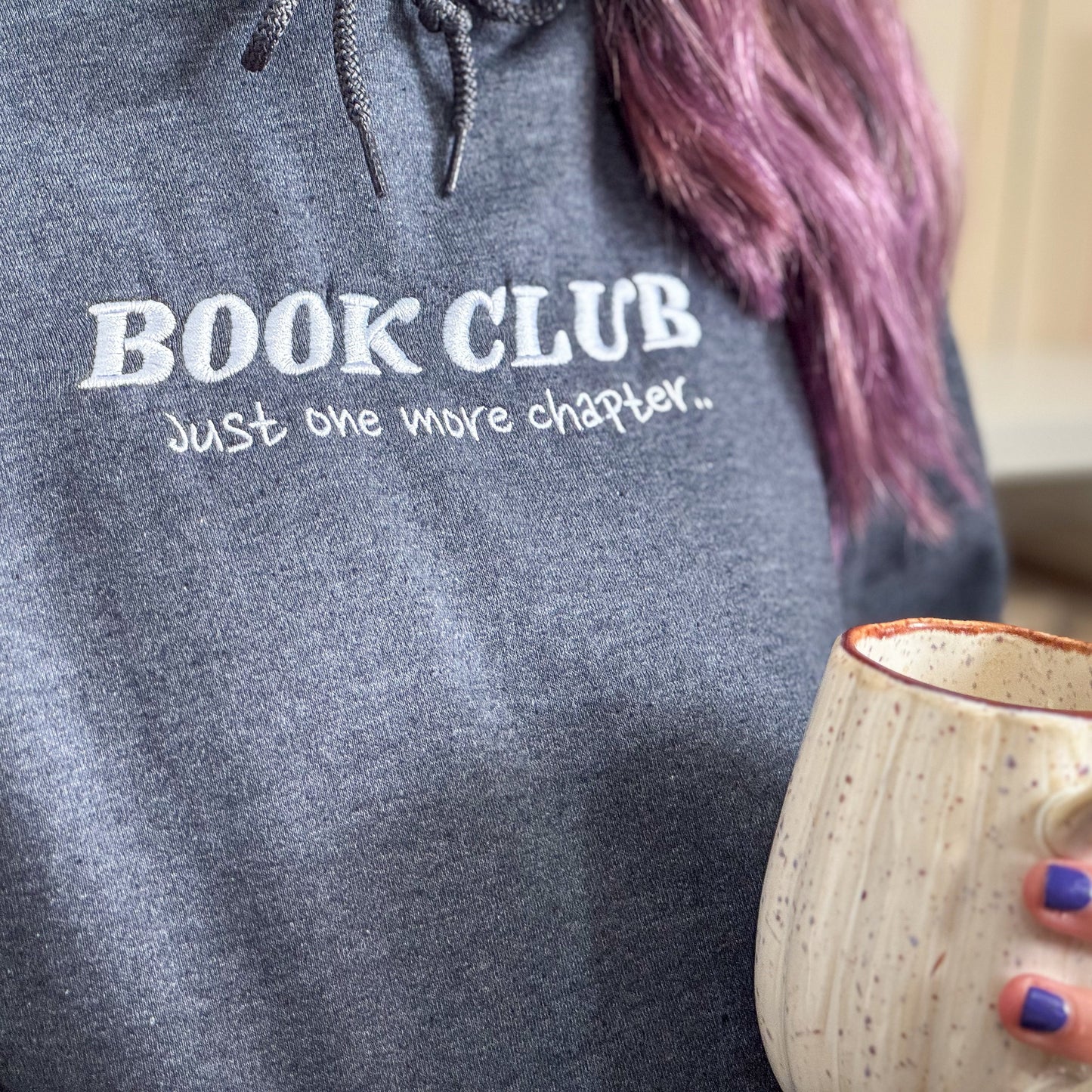 Hoodie | Book Club | bestickt | Bookish Hoodie