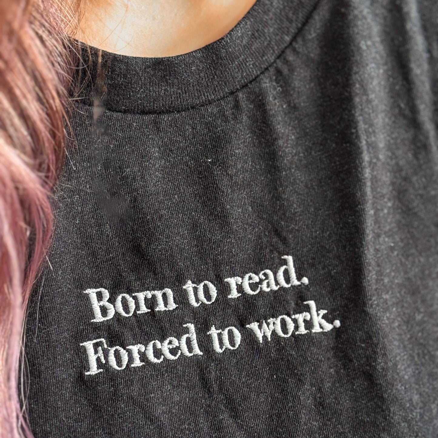T-Shirt | Born to Read | bestickt | Bookish T-Shirt