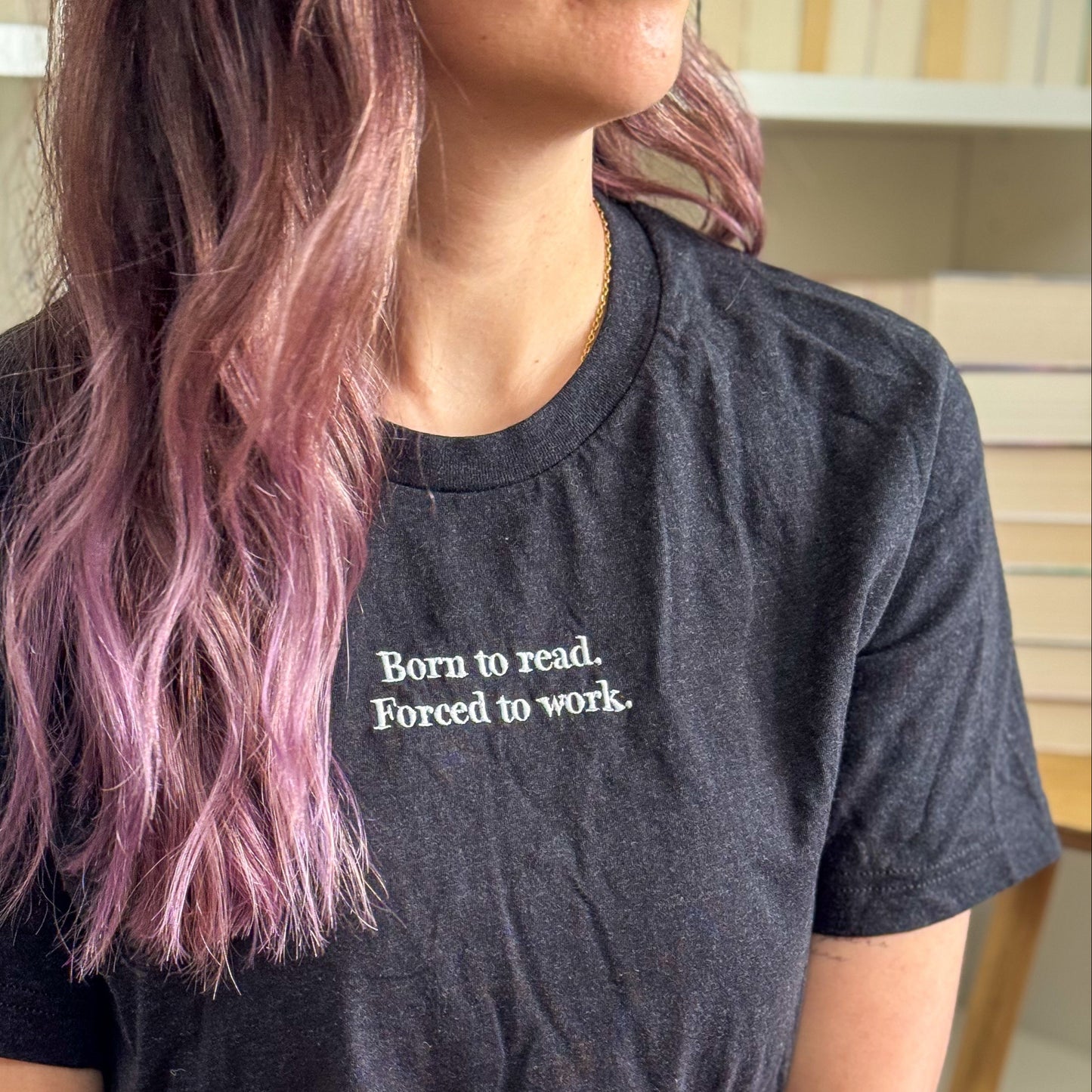 T-Shirt | Born to Read | bestickt | Bookish T-Shirt