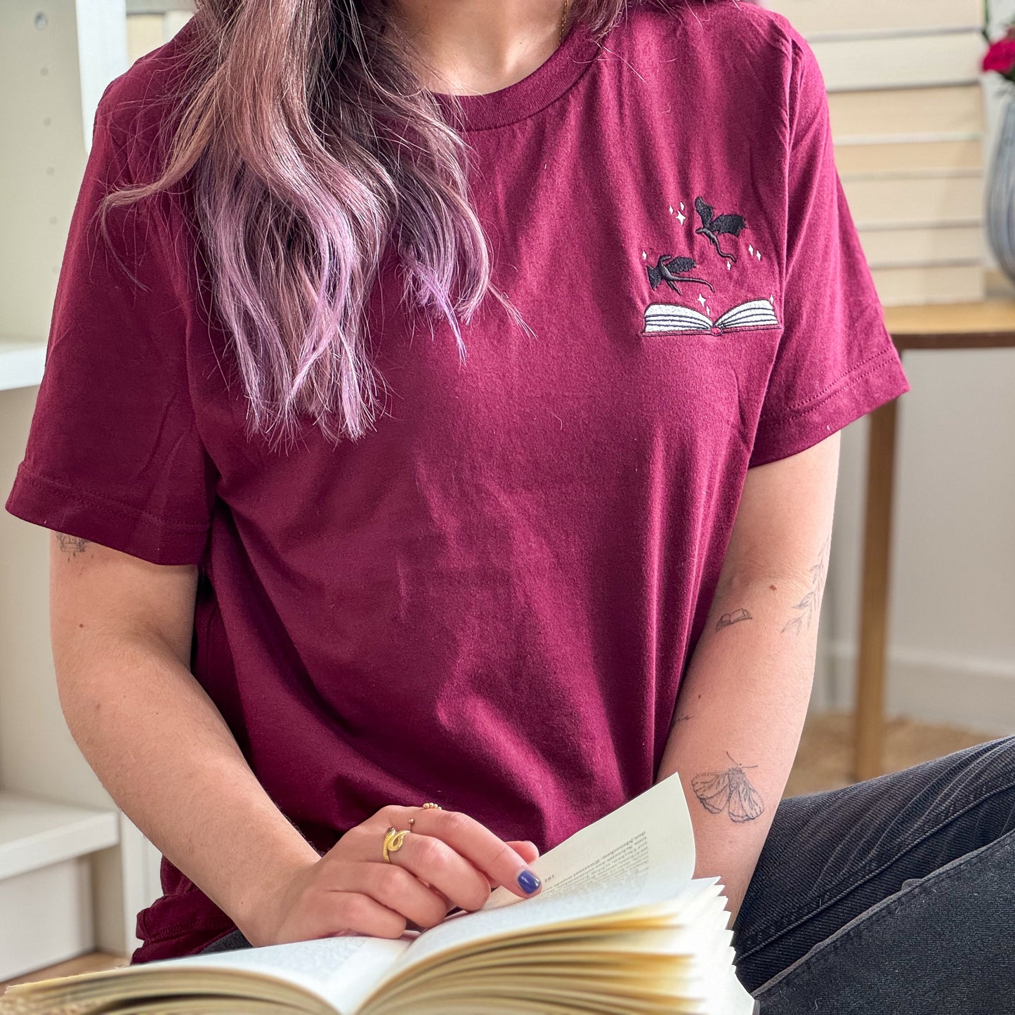 T-Shirt | Bookish Dragons | bestickt | Bookish T-Shirt