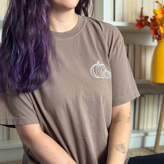 Premium T-Shirt | Pumpkin Bookstore | Druck | Bookish Autumn