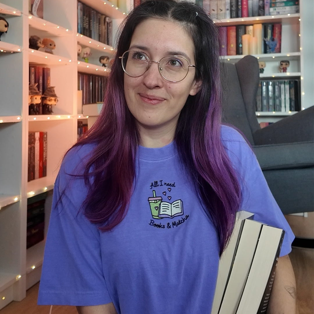 Bücher und Matcha Shirt