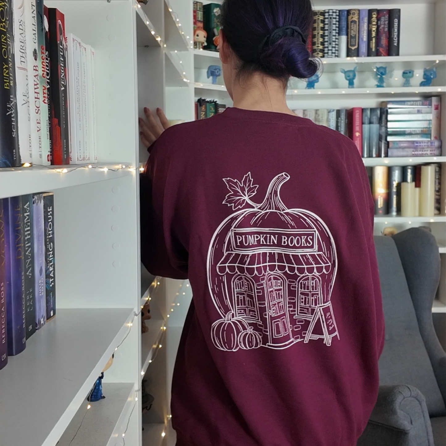 Bookish Sweatshirt - Pumpkin Bookstore mit Backprint