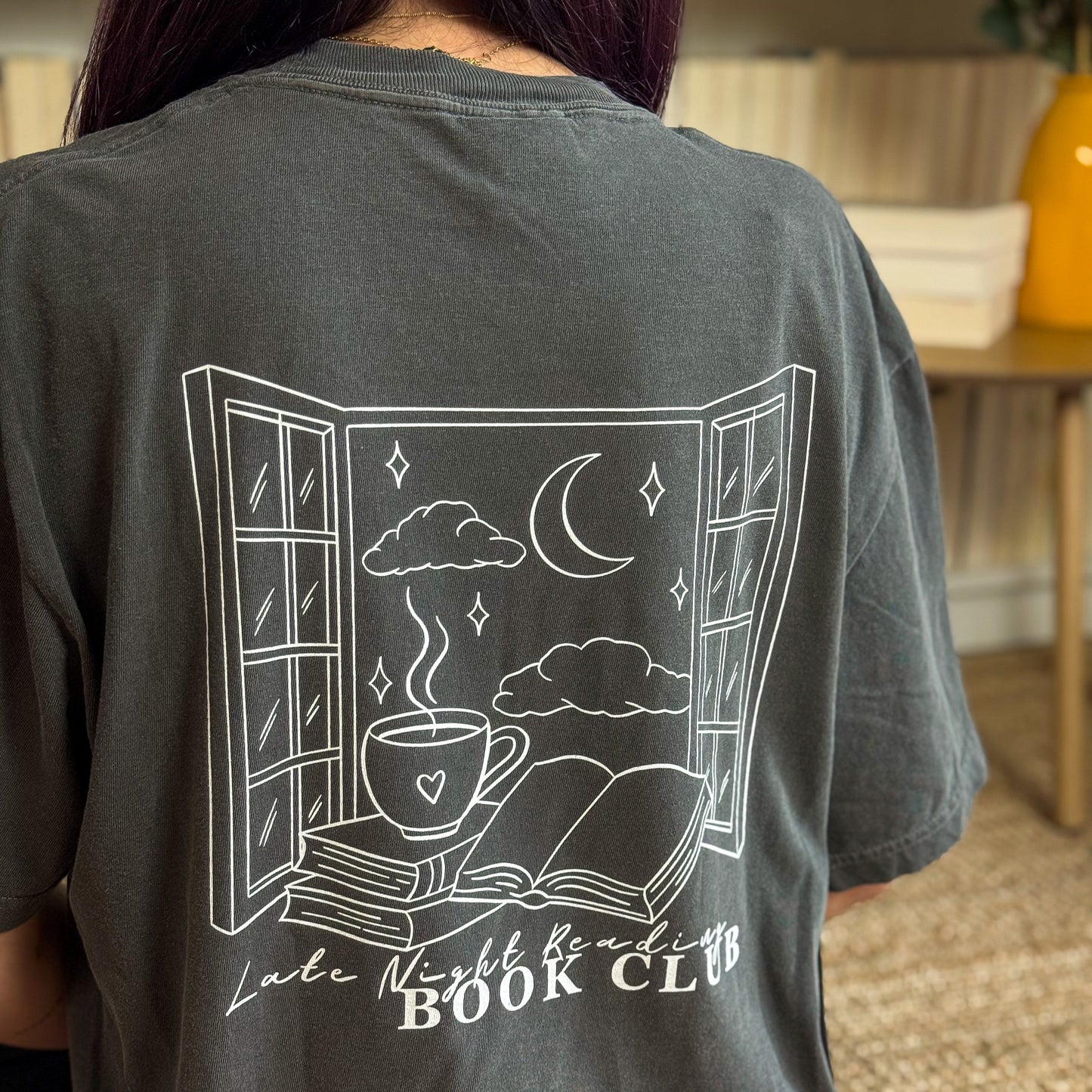 Premium T-Shirt | Late Night Book Club | Druck | Bookish T-Shirt