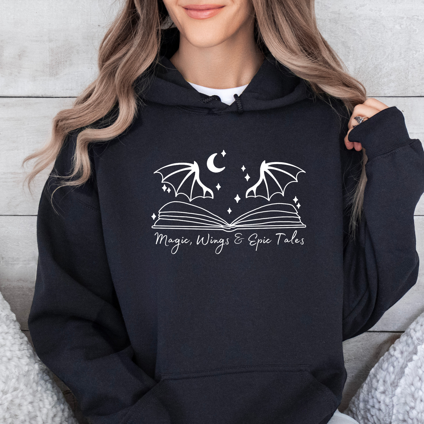 Hoodie | Magic, Wings & Tales | Druck | Bookish Hoodie