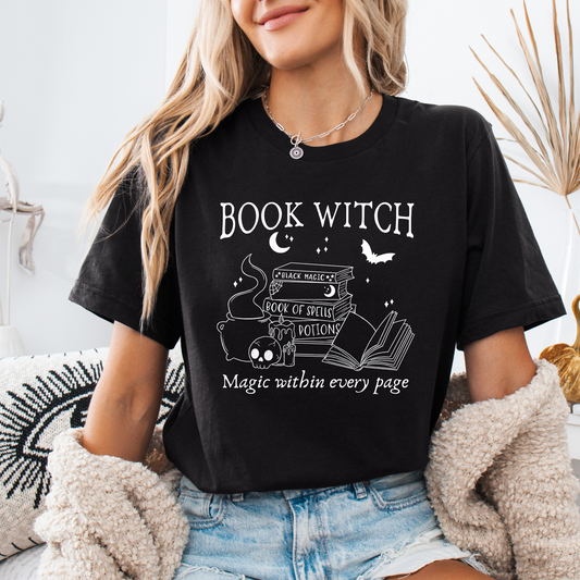 T-Shirt | Book Witch | Druck | Bookish T-Shirt