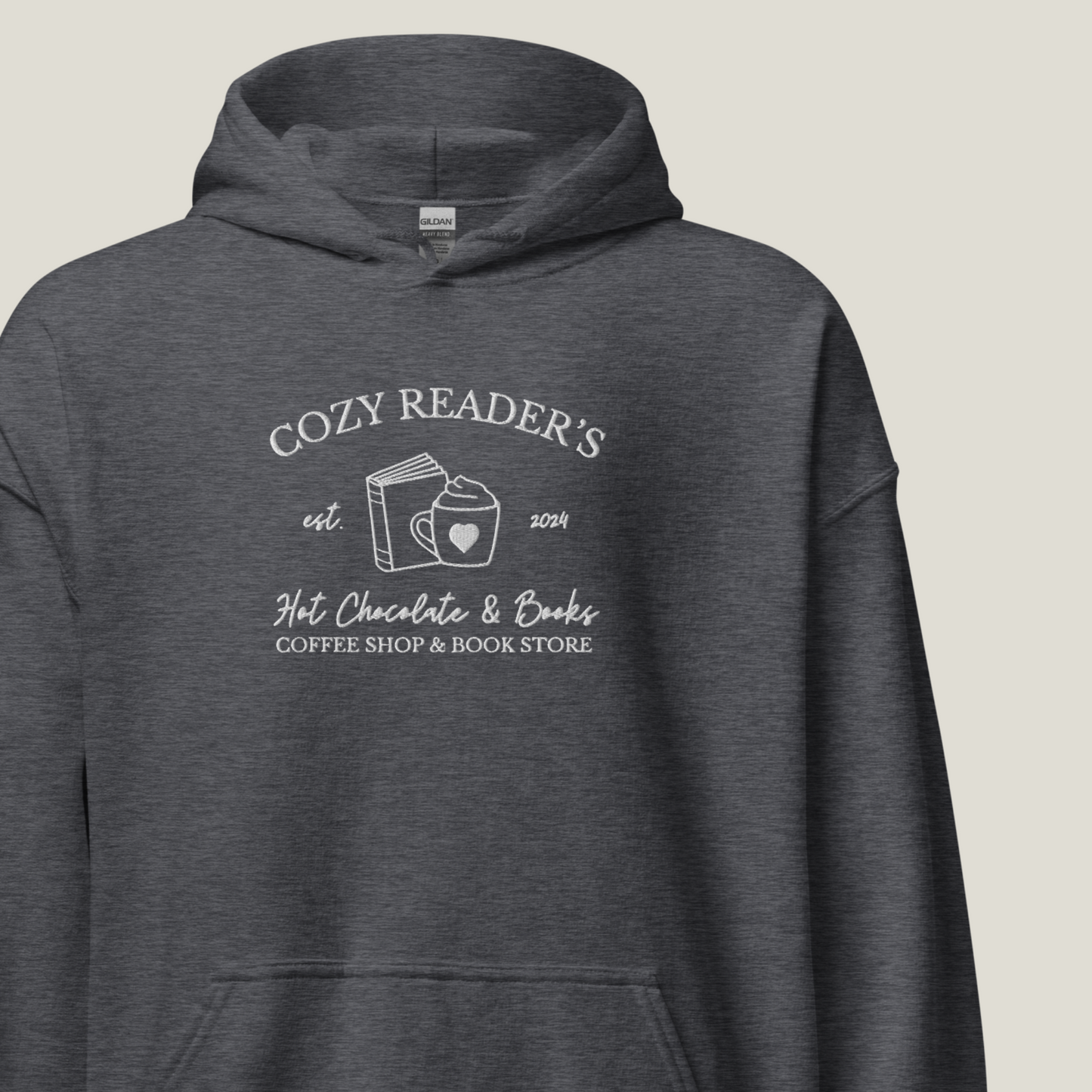 Hoodie | Cozy Readers | bestickt | Bookish Hoodie