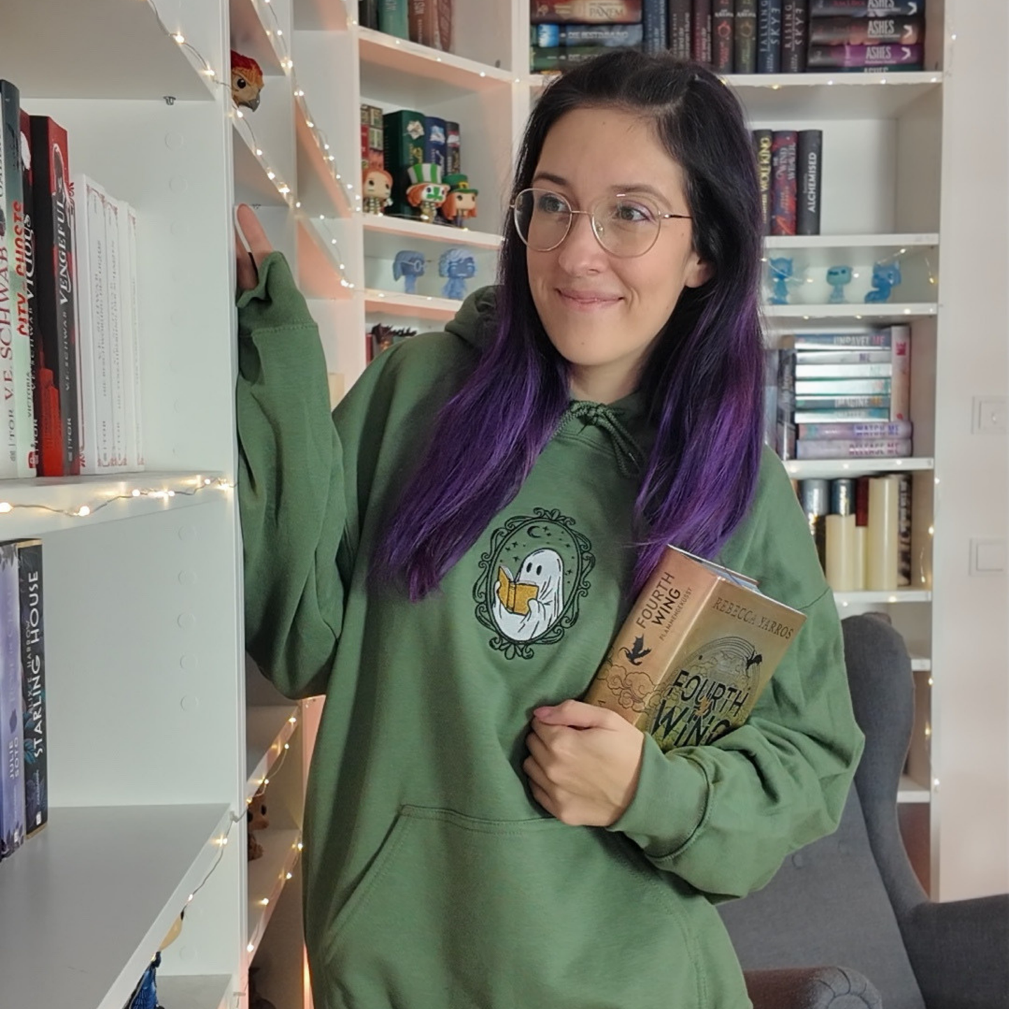 Bookish Hoodie - Book Ghost mit Stick
