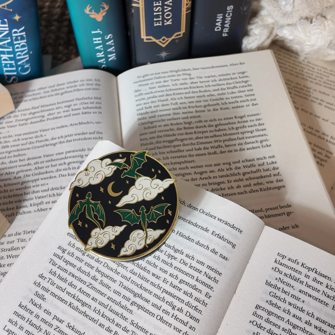 PREORDER Grip "Dragons" - Kindle / Phone Grip