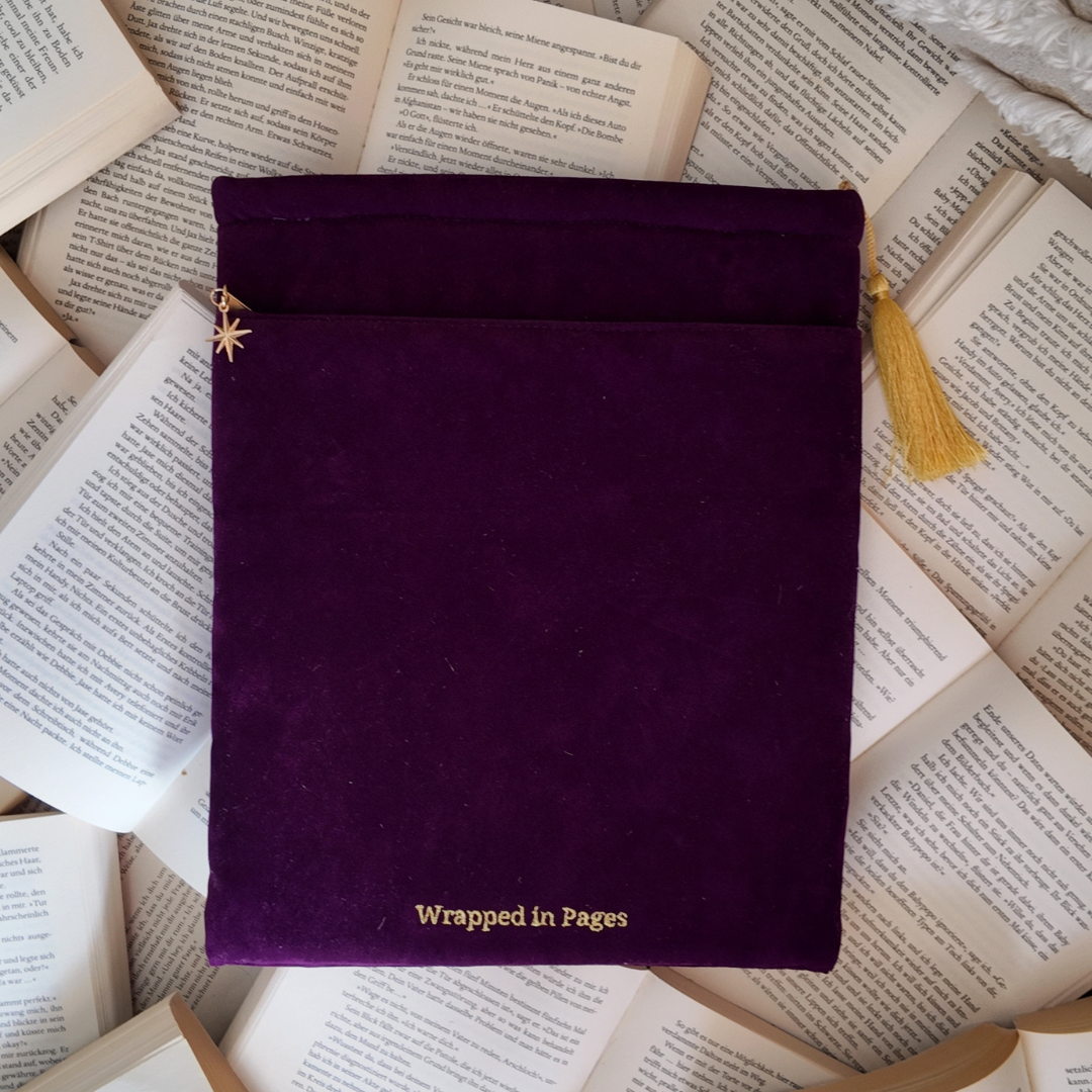 PREORDER Buchtasche "Moth" - Bestickte Fantasy Buchtasche
