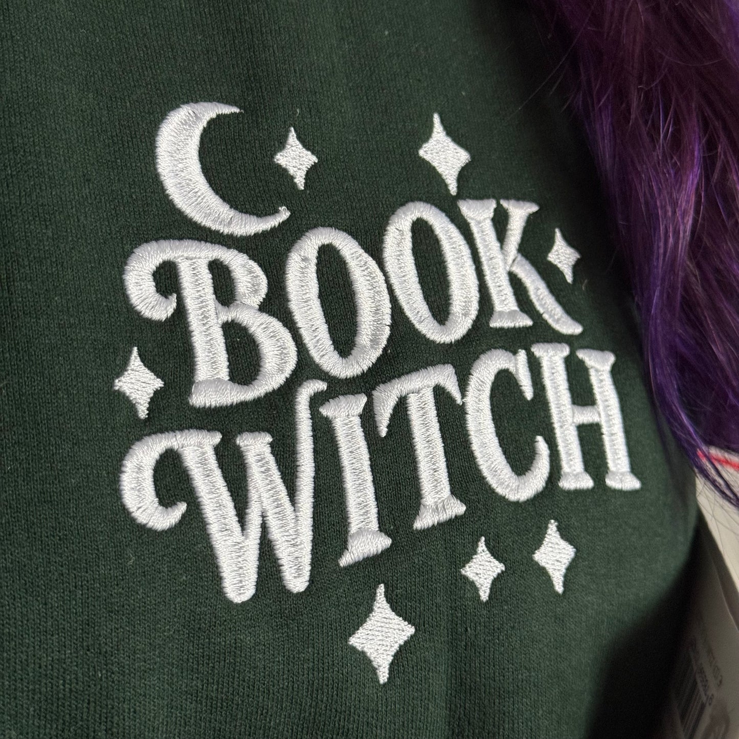 Sweatshirt | Book Witch | bestickt | Bookish Halloween