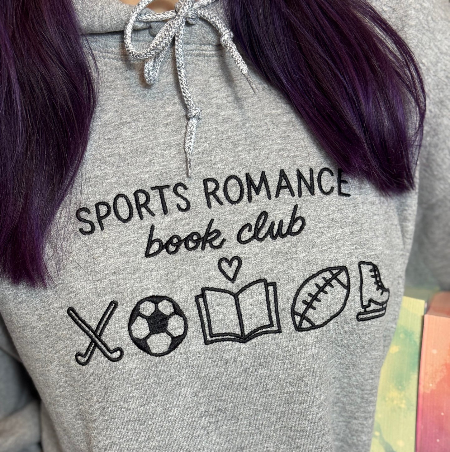 Hoodie | Sports Romance Book Club | bestickt | Bookish Hoodie