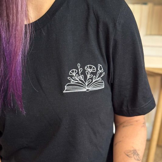T-Shirt | Booklover | bestickt | Bookish T-Shirt