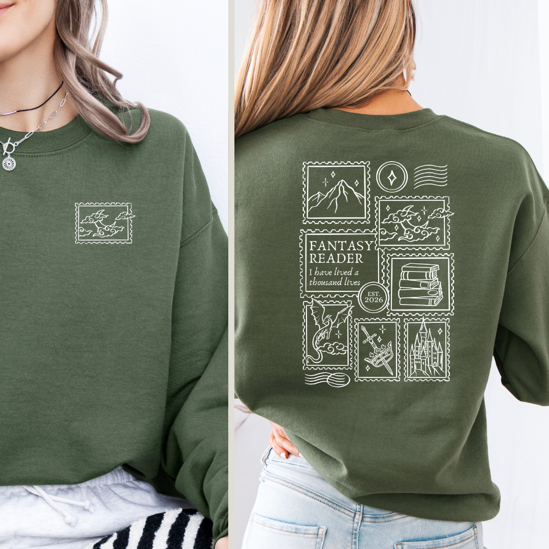 Fantasy Sweatshirt in Grün mit kleinem Post-Stamp-Motiv vorne und großem Post-Stamp-Backprint. (Military)