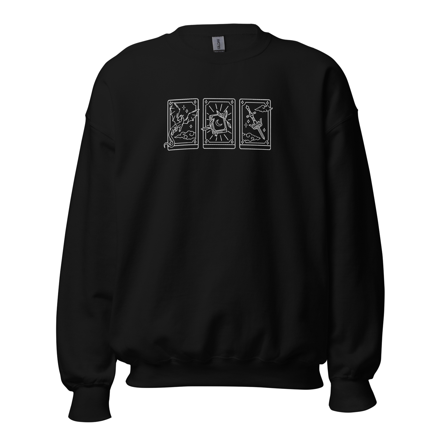 Schwarzes Fantasy Sweatshirt bestickt mit drei Tarotkarten im Fantasy-Design.