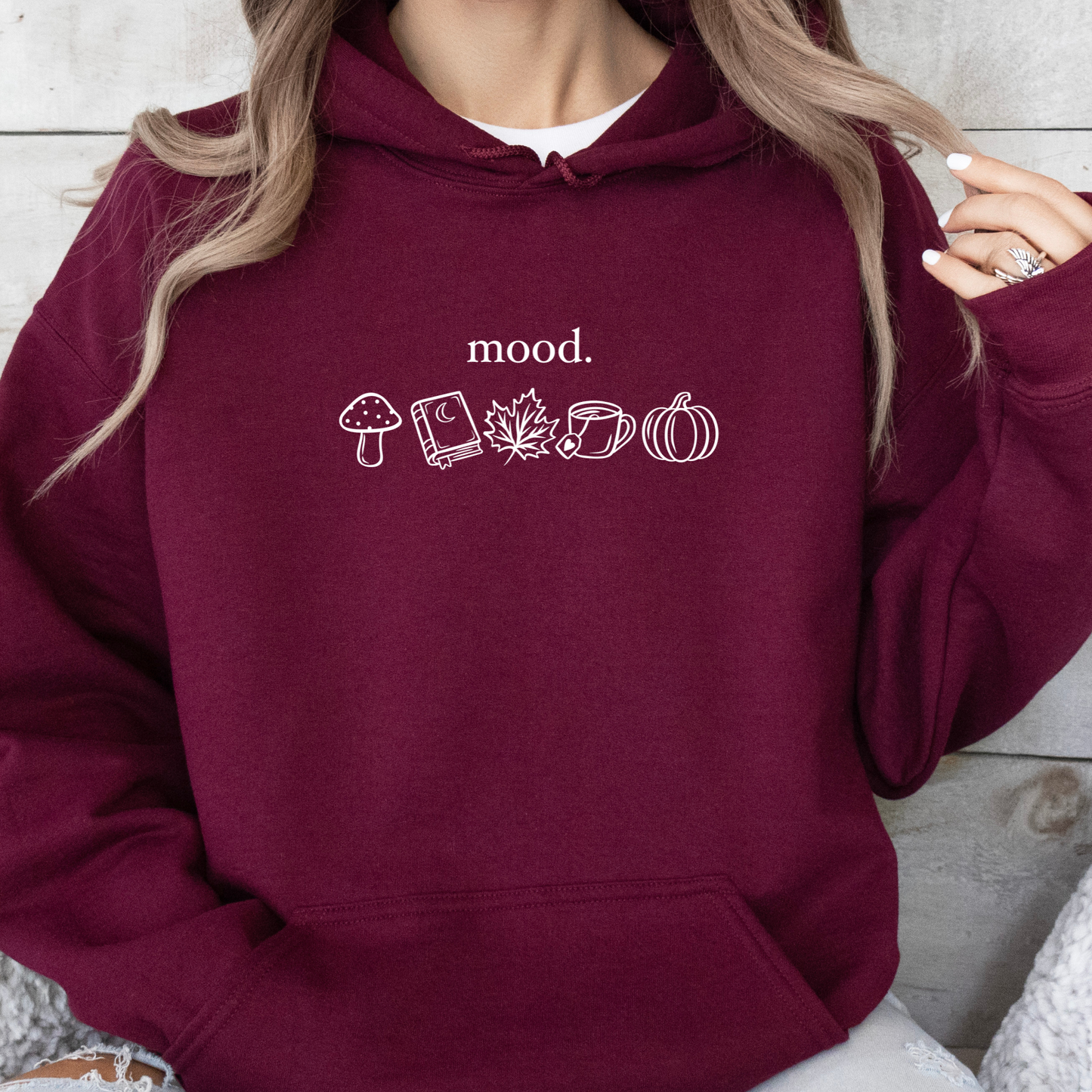 Bookish Hoodie - Autumn Mood bestickt