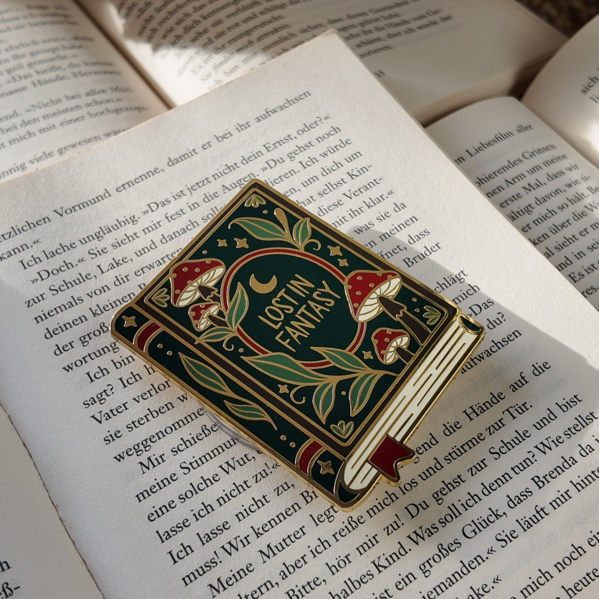 PREORDER Grip "Fantasy" - Kindle / Phone Grip