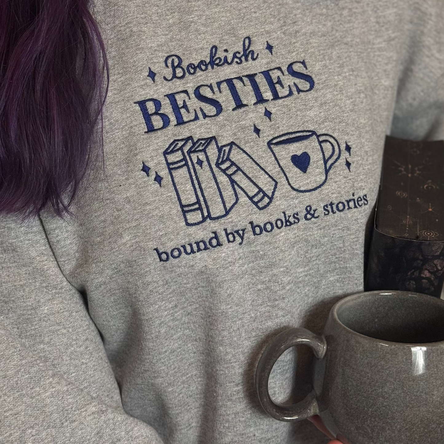 Sweatshirt | Bookish Besties | bestickt