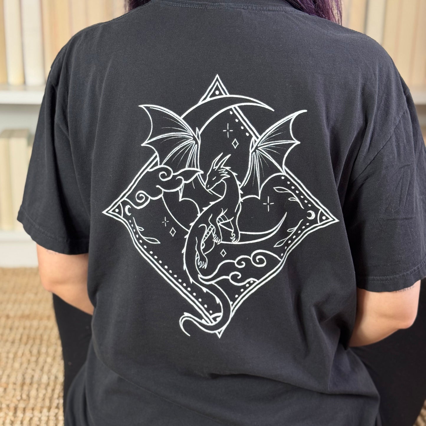 Drachen T-Shirt „Moon Dragon“ – Premium Shirt